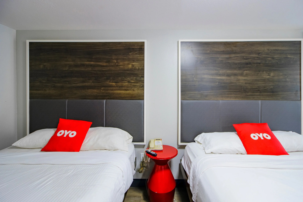 OYO Hotel Sulphur LA Hwy 90 West