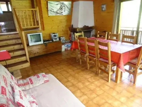 House Chalet Individuel 10 Personnes - Calme (Lom159)