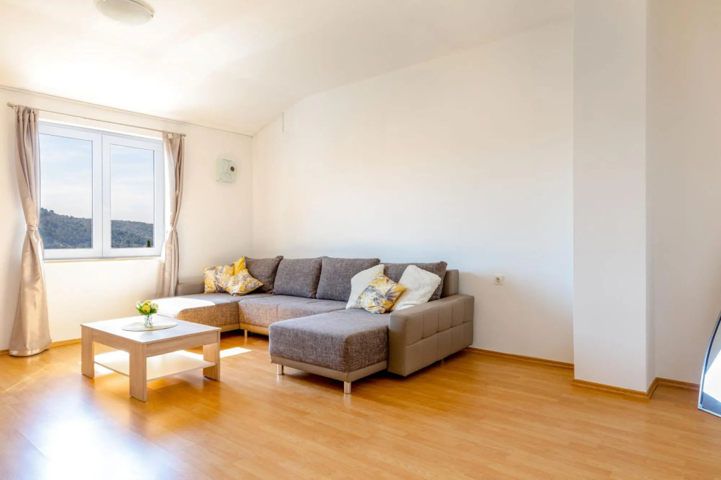 Apartments Maja