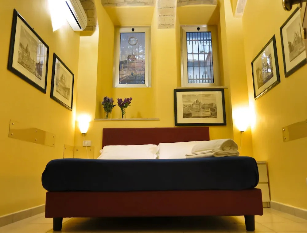 Home at Rome St. Peter Rooms&Apartment