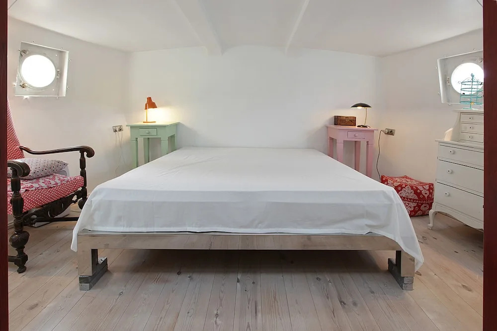 Copenhagen Houseboat