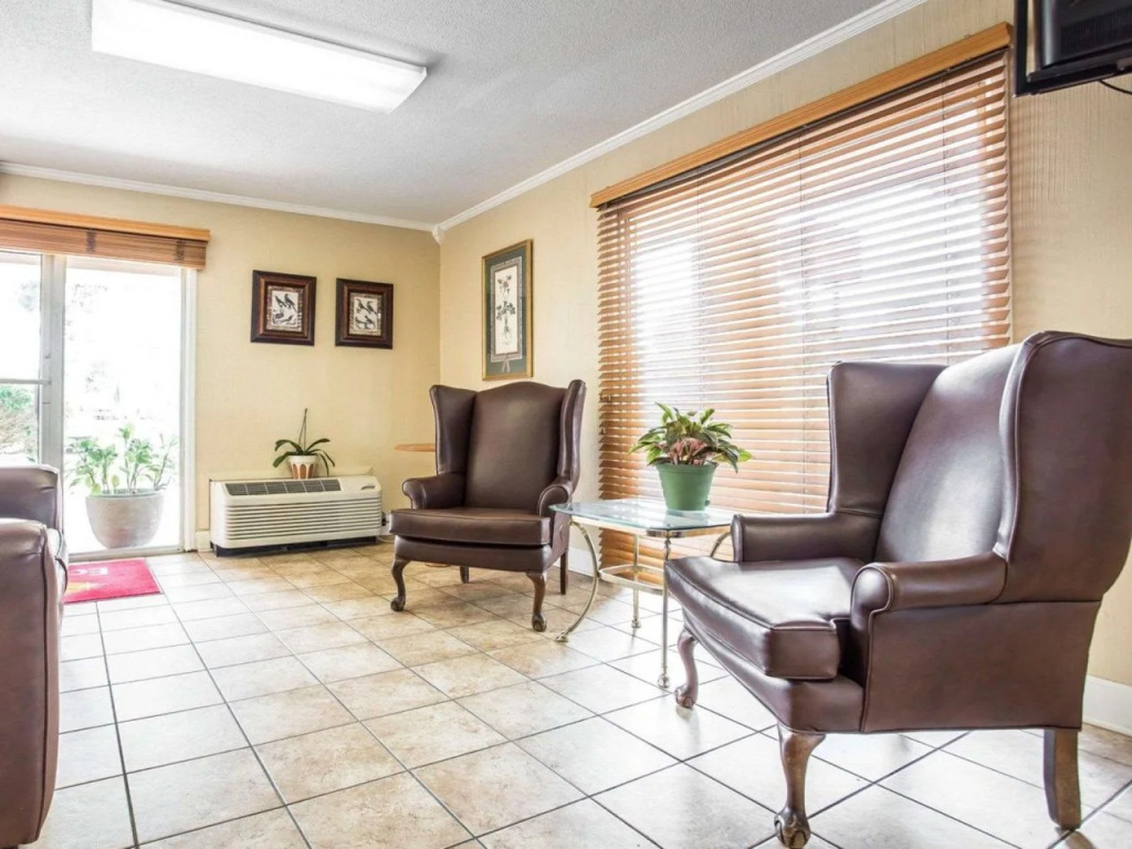 Motel 6 Summerville, SC – Charleston