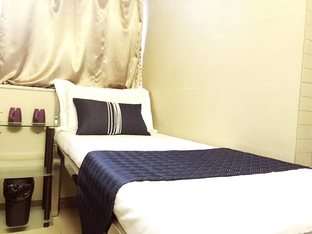 Paris Guest House, 10 E4