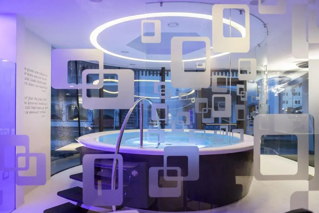 Hotel COSMEA - Your Dolomites & Honeymoon experience