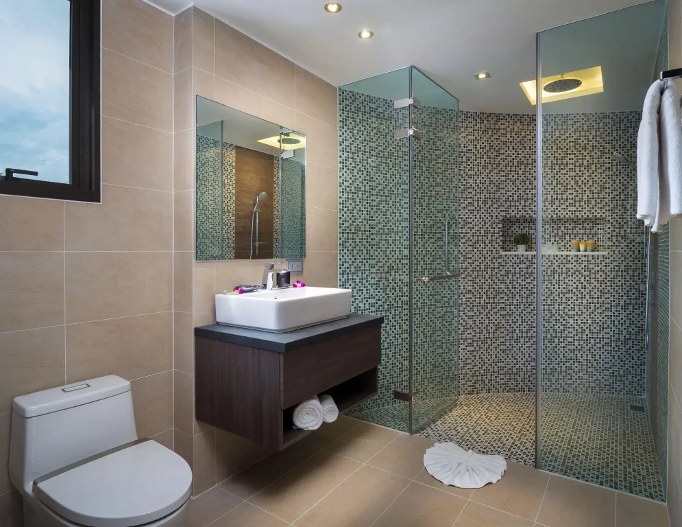Lets Phuket Twin Sands Resort & Spa