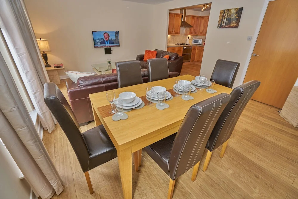 Edinburgh Pearl Apartments - Haymarket Residence