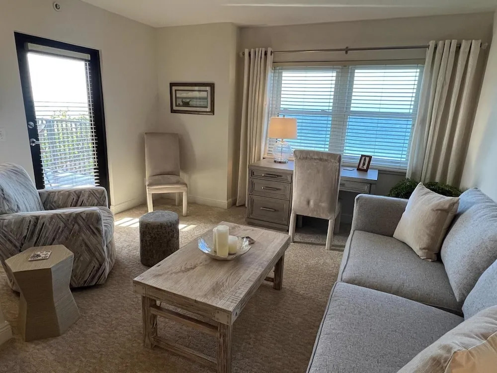 Endless Water Views in Manasota Key