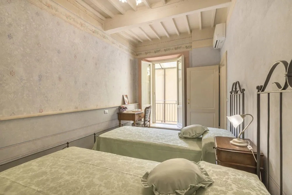 I Bei Ricordi - Historic Centre Apartment 6