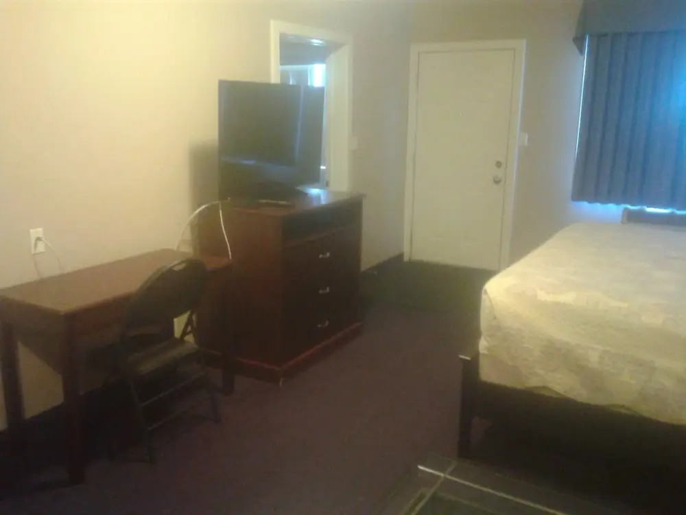 Westwood Inn