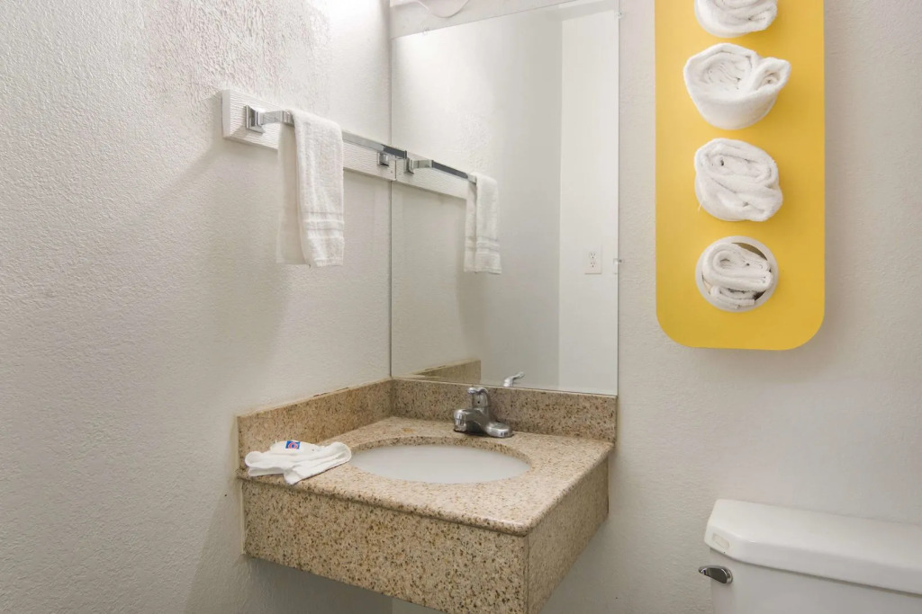Motel 6-Fort Worth, TX - Seminary