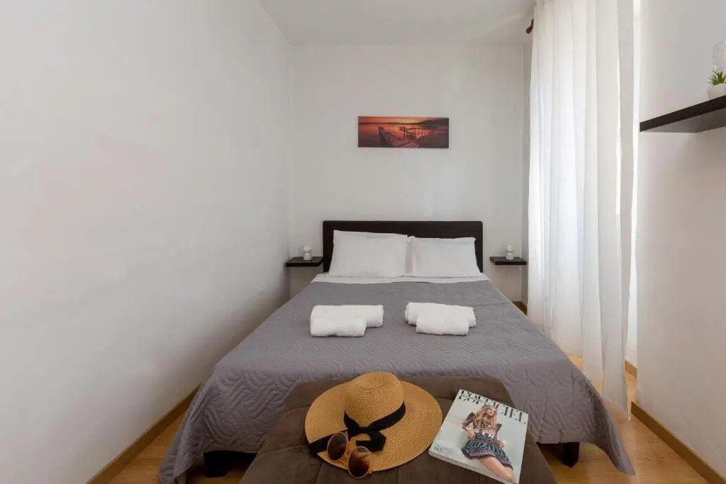 Indigo Apartment by Corfuescapes