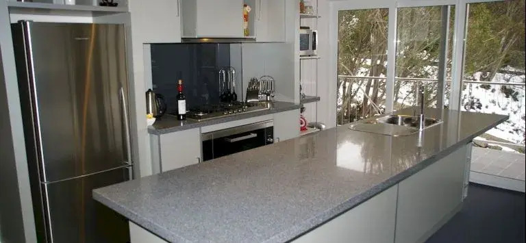 Ropers Apartments