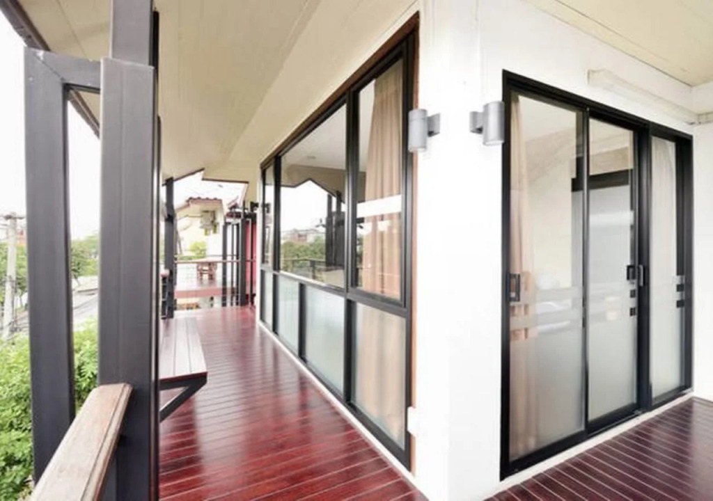Le Canal Boutique House