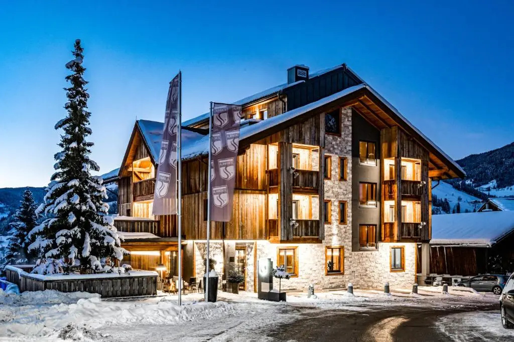 ALMMONTE SENSUM SUITES - Funky Living Hotel
