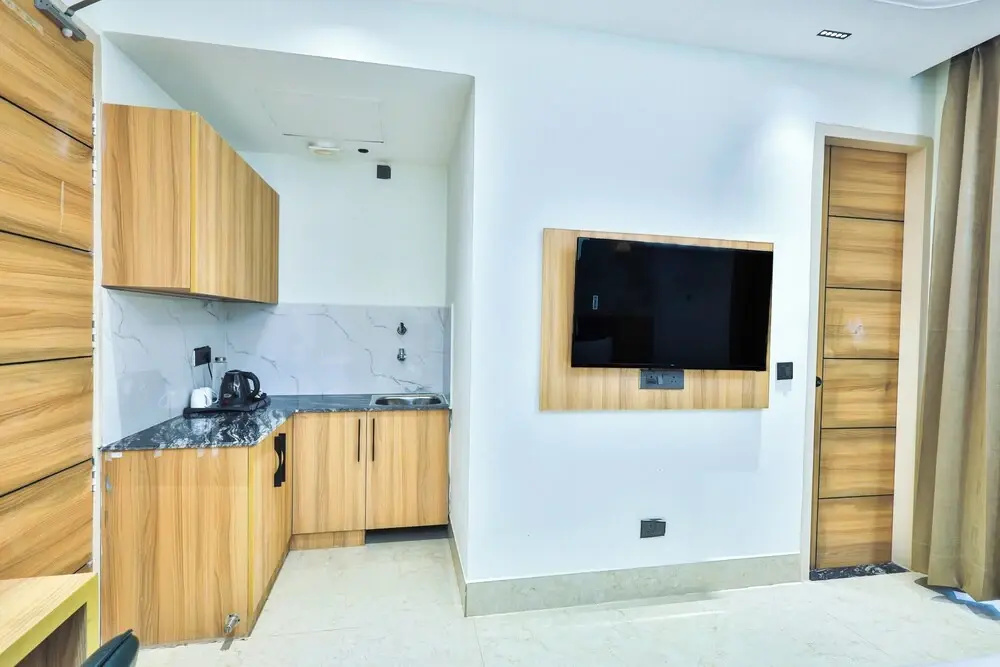 Orsom Stay Rooms with Jacuzzi Sector 53 Gurgaon