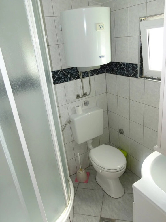 Apt Brana, 30 M From The Sea, Vir Island
