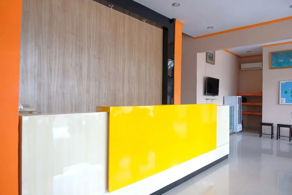 OYO Life 1149 Hotel Mustika