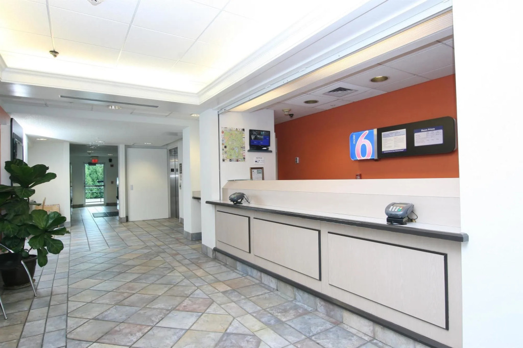 Motel 6-Colchester, VT - Burlington
