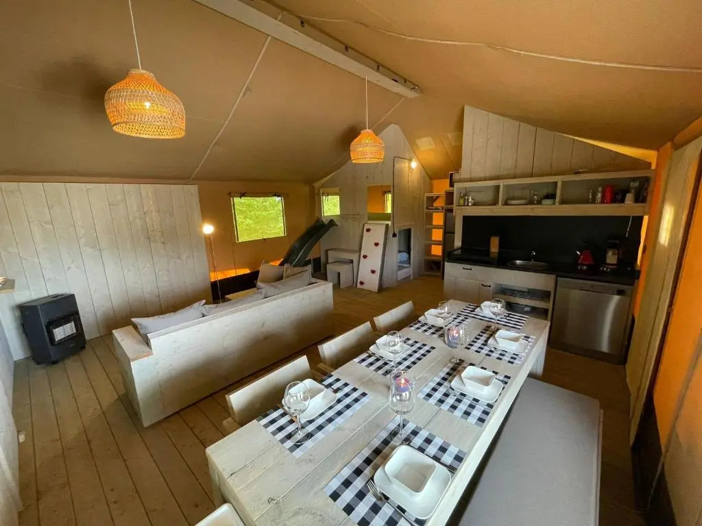 Lodge Friesland