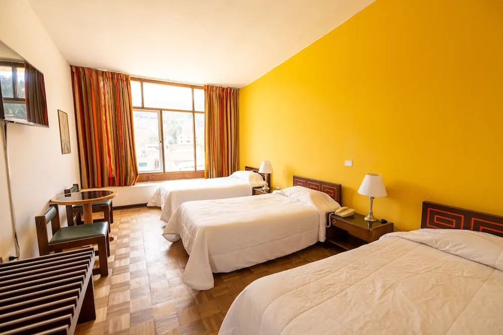 Real Hotel Huascaran