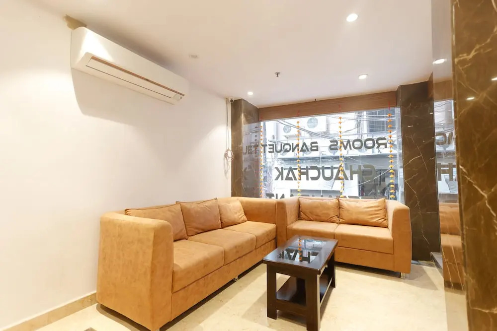 Hotel Sarc Inn
