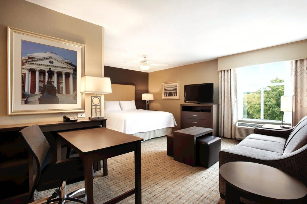 Homewood Suites by Hilton - Charlottesville