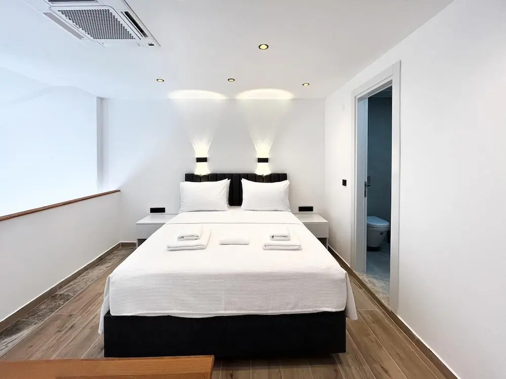 MY Sunset Suite