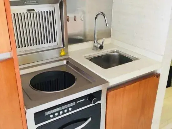 Guangzhou Sun Yat-sen University First Hospital Dongshankou Subway Yumi Boutique Apartment