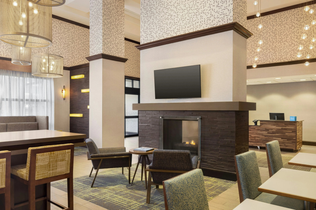 Hampton by Hilton Shelton