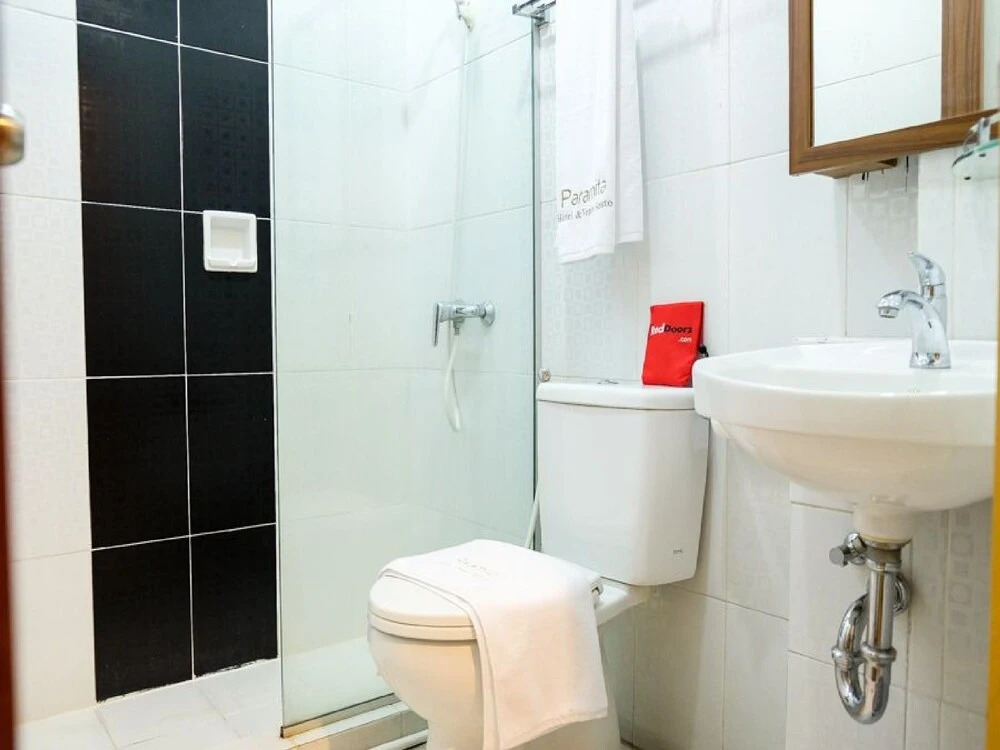 RedDoorz Plus near Pekanbaru Mall
