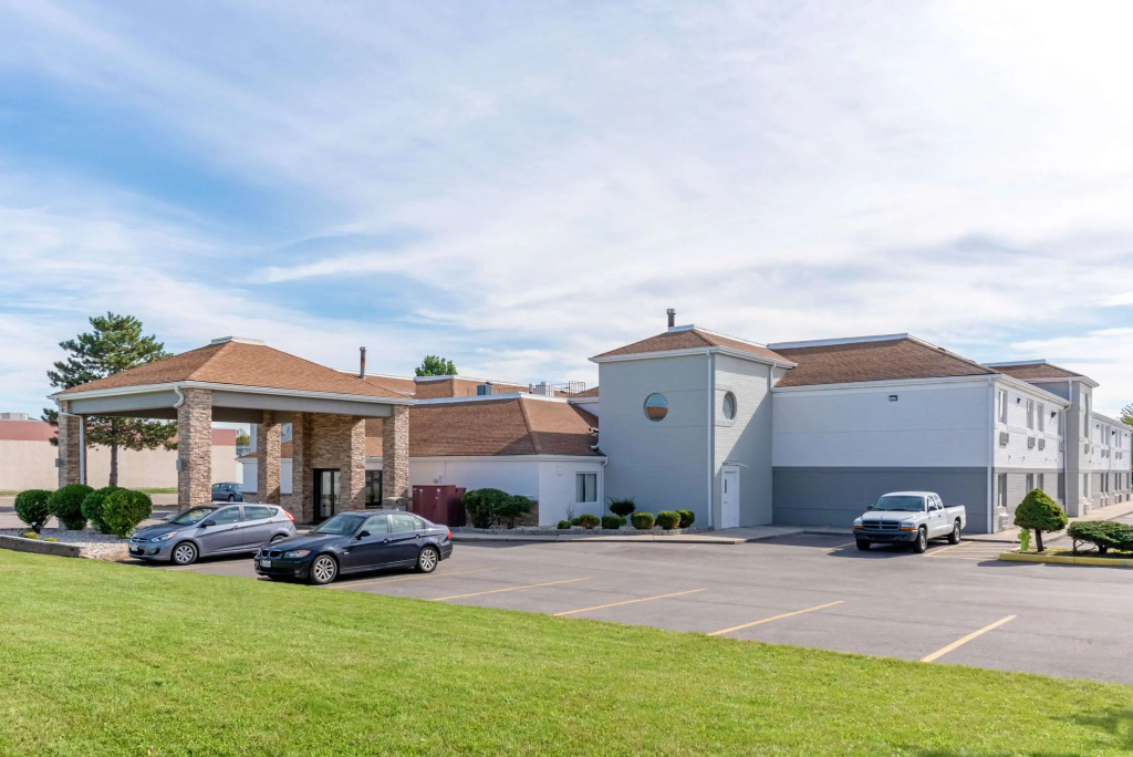 Quality Inn Fairborn near Wright Patterson AFB