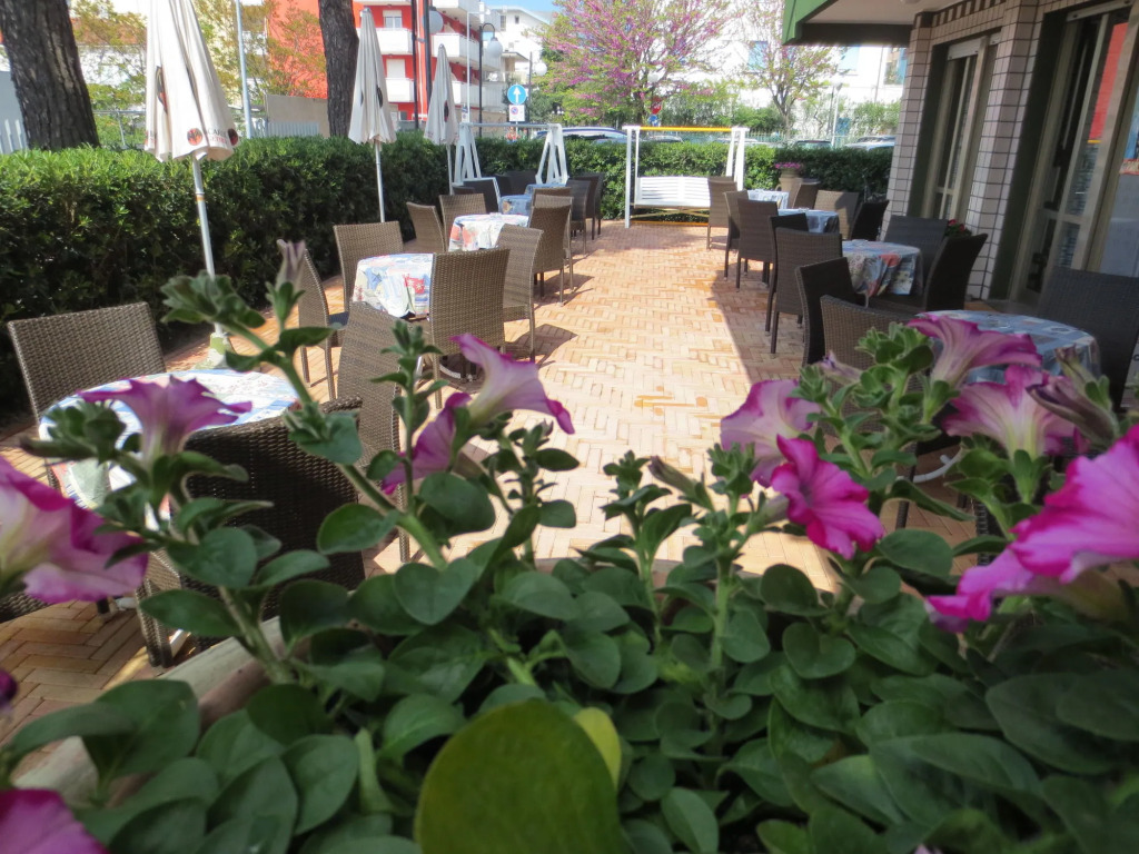 Hotel Etna - Hotel per Coppie e Famiglie con Parcheggio e Spiaggia