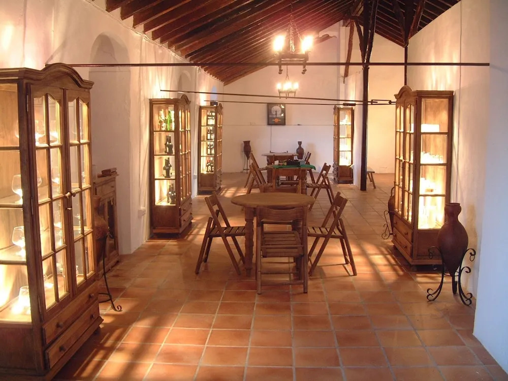 House With 9 Bedrooms in Aguilar de la Frontera, With Wonderful Mounta