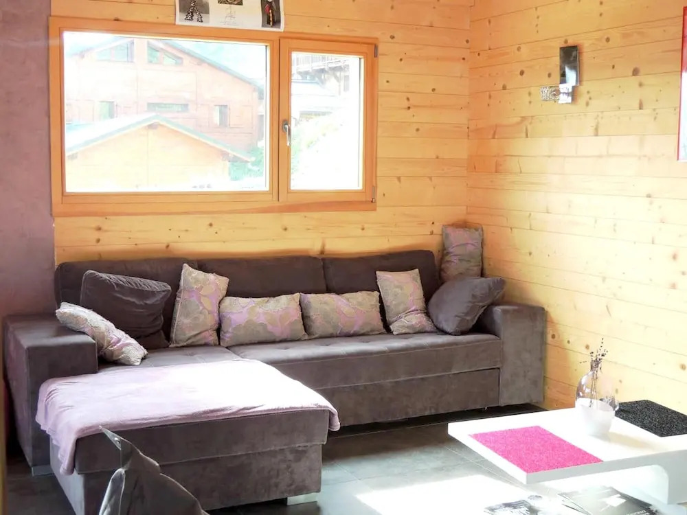 Chalet with 5 Bedrooms in Les Gets, with Wonderful Mountain View, Furnished Garden And Wifi