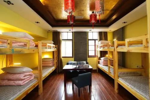 Qingdao Dragon Youth Hostel