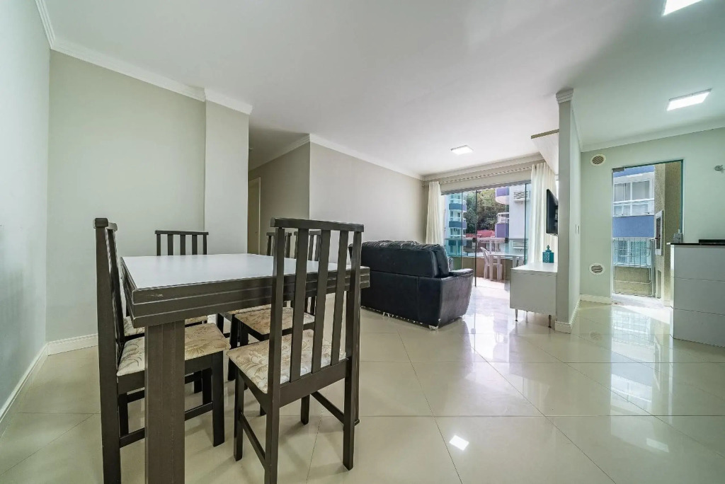 249 - Apartamento próximo do mar econômico na cidade de Bombinhas