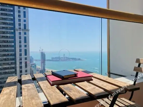 At the Top Hostel Dubai