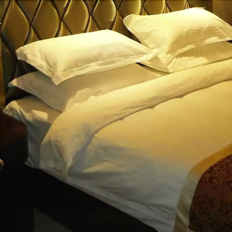 Manhattan Hotel