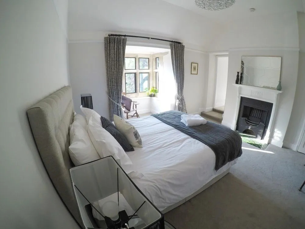 Abbots Oak Manor