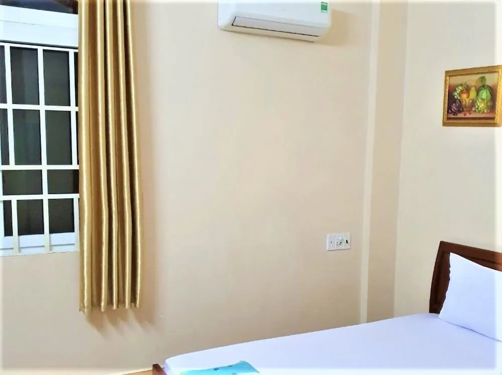 KHÁCH SẠN CÚC PHƯƠNG