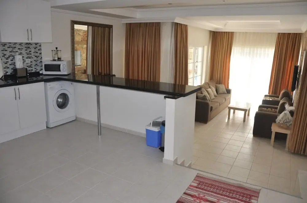 Ashella Villa by Angel Rentals