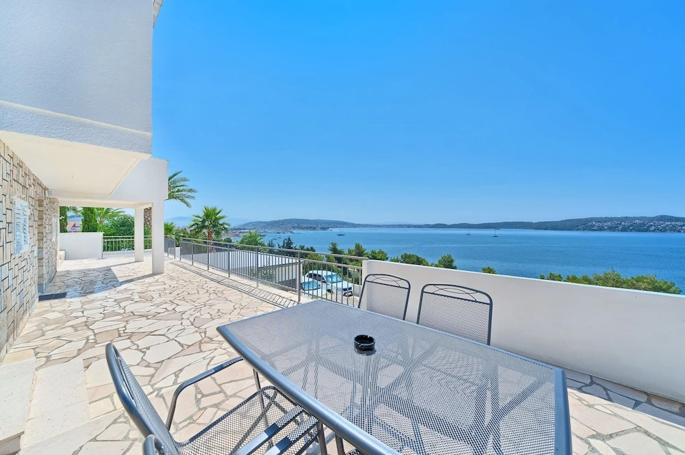 Apartment Lozovina - Panoramic Sea View