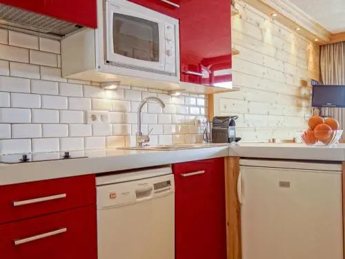 Apartment Le Pramecou - Val Claret-5 by Interhome