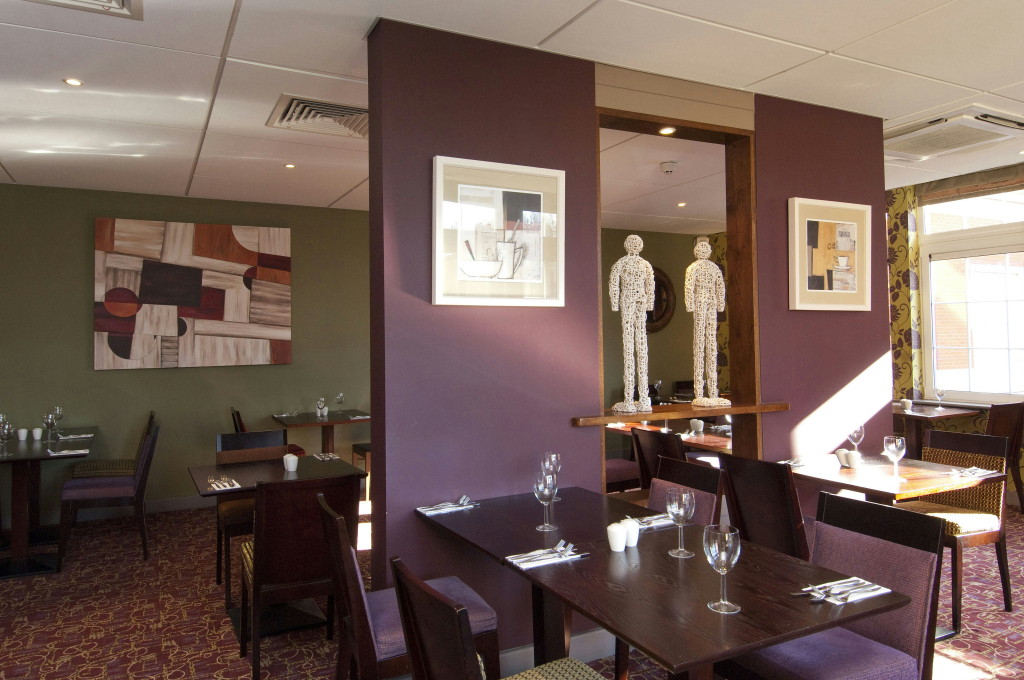 Premier Inn Manchester Trafford Centre West