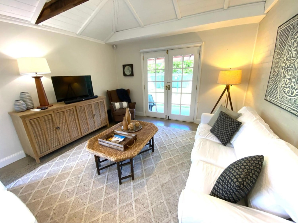 The Edward Townhouse 151 - Tastefully Styled