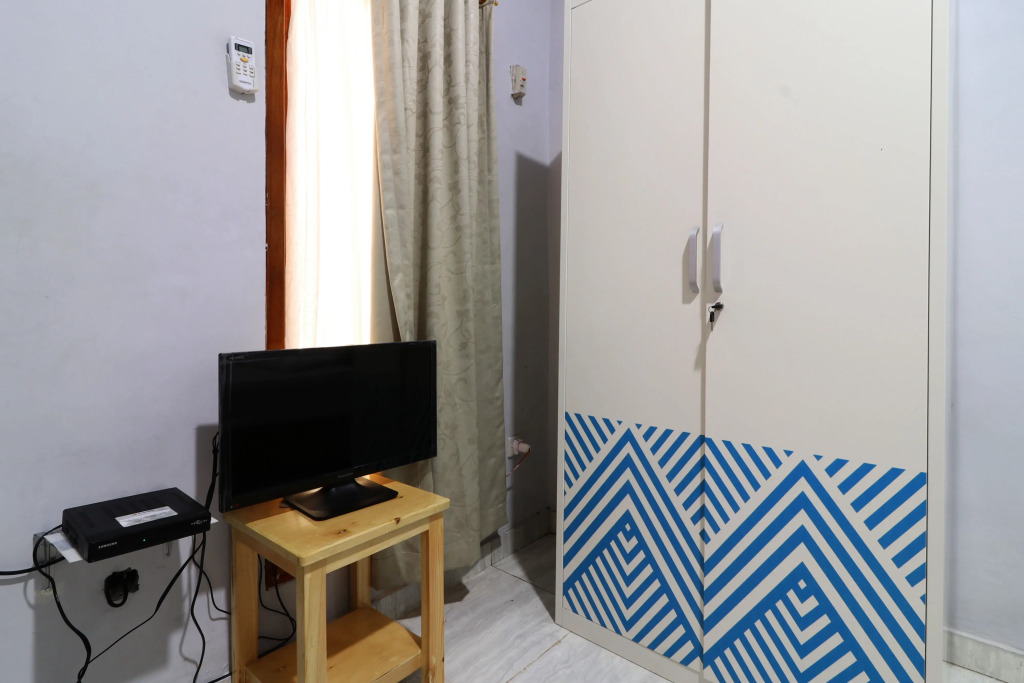 Ombey Guest House