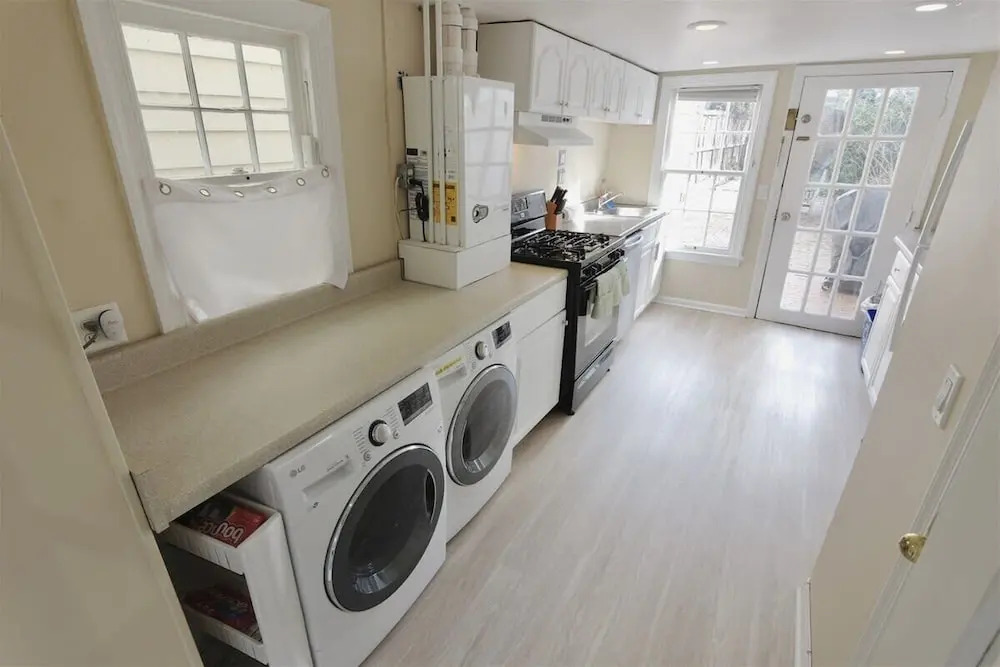 Georgetown Cobblestone Cottage - Private Parking