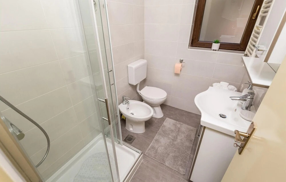 Beautiful Apartment in Opatija With 4 Bedrooms and Wifi