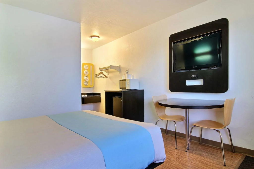 Motel 6-Carlsbad, NM