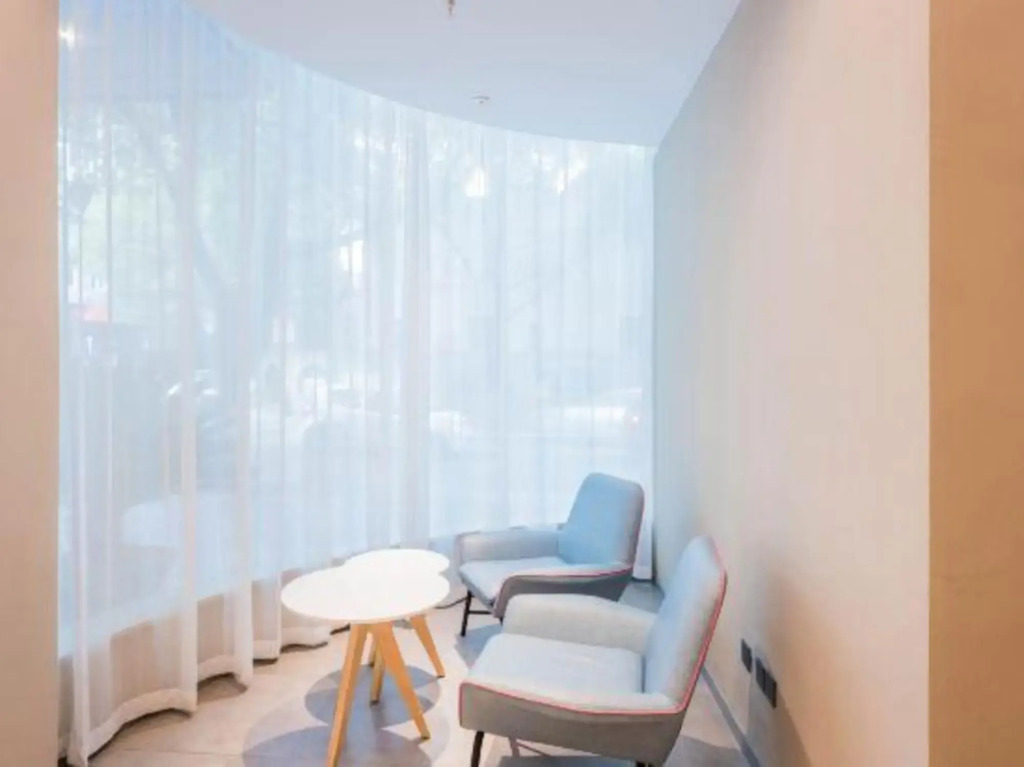 Homeinn · neo (Nanchang Yangming Road Children's Hospital Subway Station)